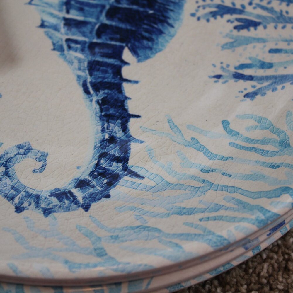 Wind & Water Coastal Dinner Plates Seahorse Coral Set of 4 Melamine 11" Blue NWT - Picture 4 of 8